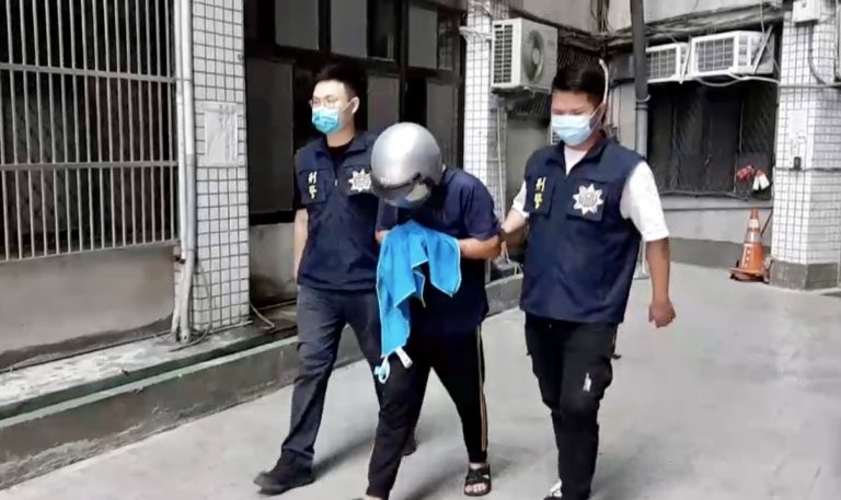 圖片說明：沈嫌坦承犯行不諱，並表示因家中經濟狀況不佳，才動歪腦筋想將五倍券翻倍使用。(記者宋紹誠翻攝)