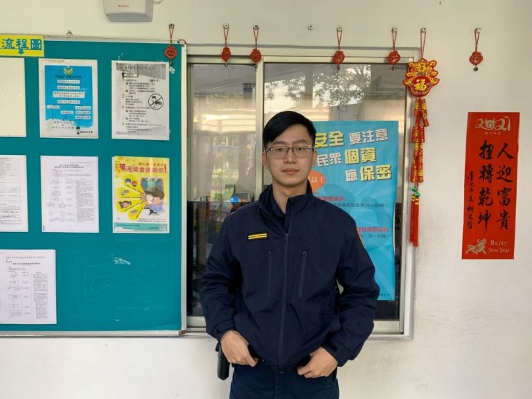 圖片說明：港墘派出所副所長蔡佾錩(記者劉芸圻翻攝)