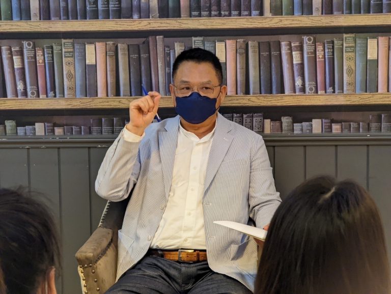 圖片說明:林耕仁強調,年輕人是社會發展重要動力,因此要打造青年友善的新竹,在生活、工作、居住方面都要更完善。(圖:翻攝自林耕仁臉書)