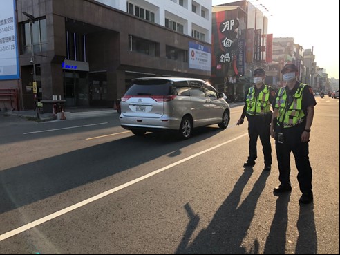 圖片說明：端午節三天連假，為有效防制交通事故，警察局從6月1日開始為期2個月的「精實執法專案」。(記者謝榮浤翻攝)