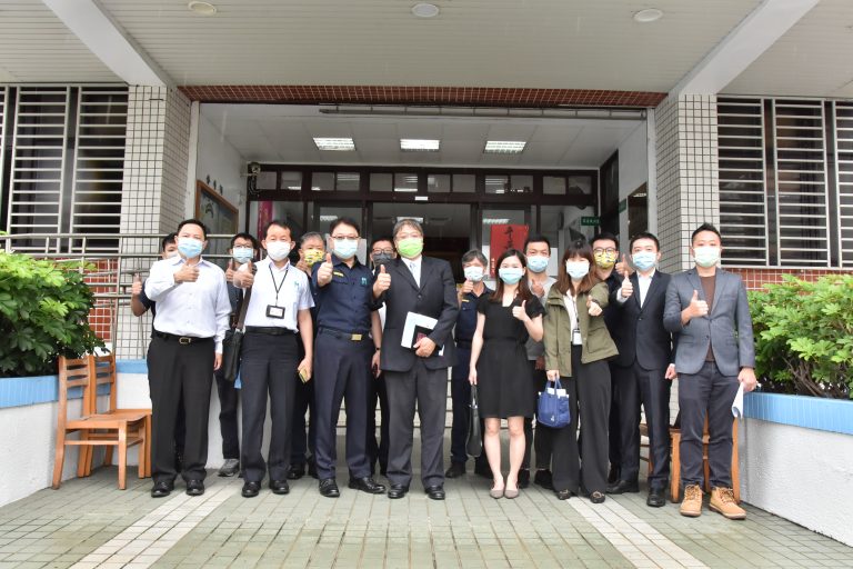 圖片說明：多名檢查官聯合刑事局聯訪樹林分局執行查賄工作及座談會。（記者徐煜勝翻攝）