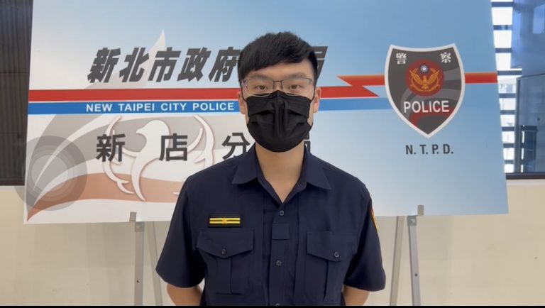 圖片說明：碧潭派出所副所長李宥宏說明案情。（記者徐煜勝翻攝）