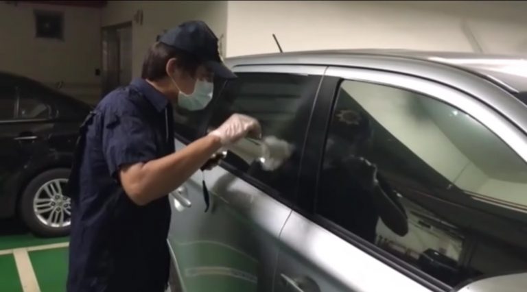 圖片說明：士林分局接獲民眾報稱貨車失竊，偵查隊隨即派遣鑑識人員勘驗現場。(記者林艷林翻攝)