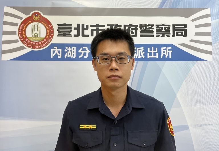 圖片說明:深夜橫行雙北慣竊「在內湖」栽了!康寧派出所所長黃彥喬說明。(記者宋紹誠翻攝)
