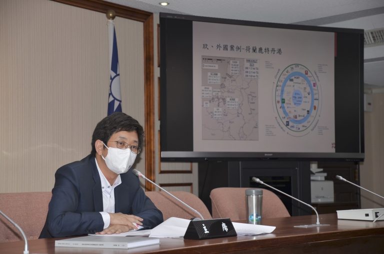 圖片說明：基隆巿長侯選人蔡適應召開論文開箱記者會。（圖/蔡適應國會辦公室提供）