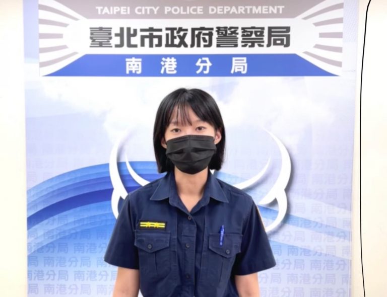 圖片說明:舊莊派出所所長陳怡婷說明畫面。(記者葉鈞宇翻攝)