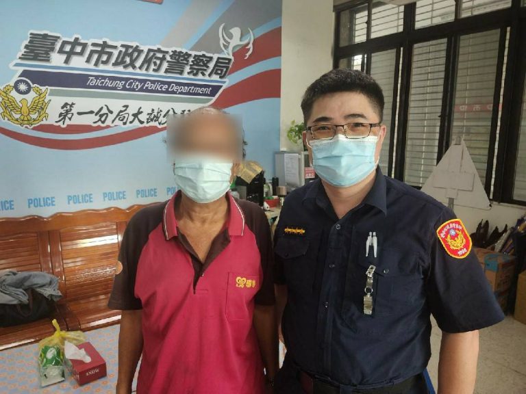 圖片說明:臺中市政府警察局第一分局大誠分駐所於日前協助六旬翁尋愛車,積極調閱監視器並沿路尋找,最終尋獲民眾愛車。(記者謝榮浤翻攝)