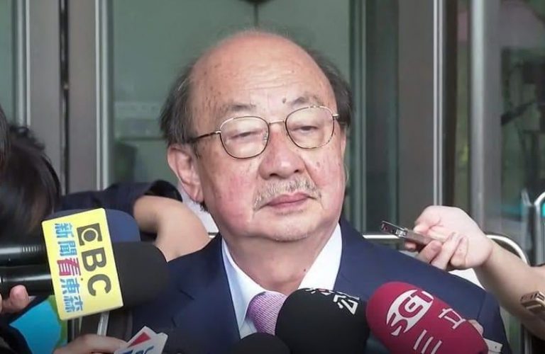 檢討敗選遭點名頭號戰犯，柯建銘呼籲並希望「同志們：少放砲，多做事」。(記者宋紹誠 翻攝)