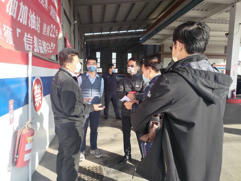 中市警清水分局春節期間接連接獲民眾報案反映噪音車輛影響安寧，並以強力執法作為及柔性的勸導約制雙管齊下，就是要給民眾安寧的居住環境。(圖/記者謝榮浤翻攝)