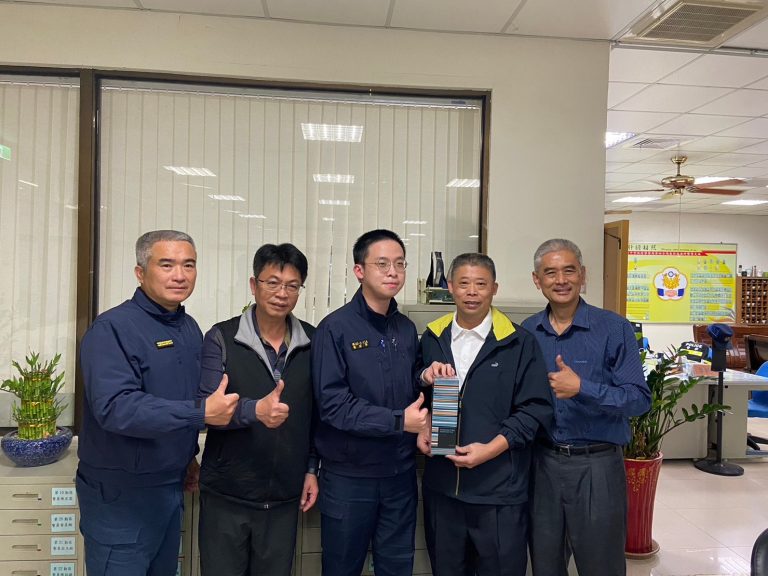 警專40期警專生於中市警第四分局實習。(圖/記者謝榮浤翻攝)