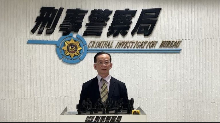 刑事局偵三大隊大隊長張文源說明。（記者徐煜勝翻攝）