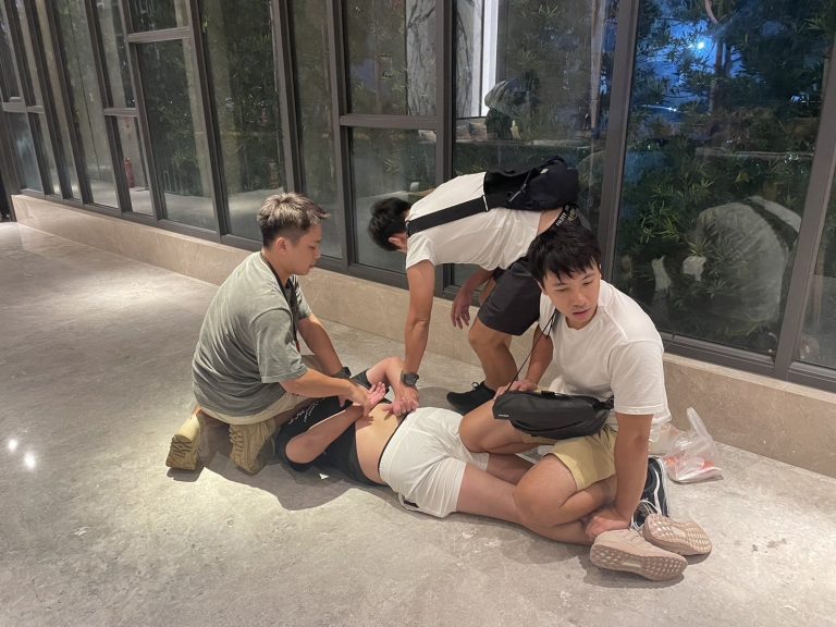 大安分局幹員南下高雄逮陳姓男子。（記者林金聖翻攝）