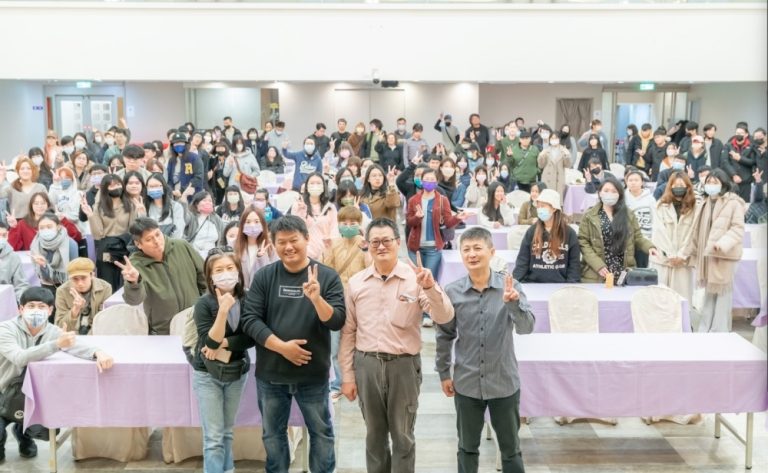 中華民俗文化學會主辦的「道教青年影響力論壇」邀請3位民俗學者到場分享經驗。（圖／主辦單位提供）