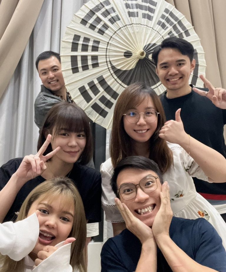 太陽神塔羅開設塔羅元辰宮課程，於港澳新馬地區爆紅。(太陽神塔羅/提供)
