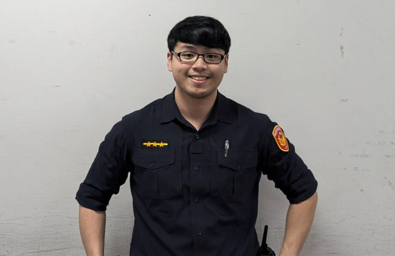 建成派出所警員葉家宏呼籲,公眾在外時應加強對個人貴重物品及重要身分證明文件的管理與保護,以避免因遺失造成不必要的困擾或損失。(記者黃荷琇 翻攝)