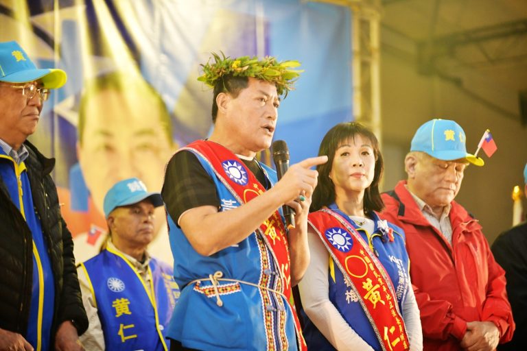 原住民立委黃仁表示，他要代表全台的族人向柯建銘發出譴責，應該為不當言論 辭立委向全民道歉。(記者包克明翻攝)