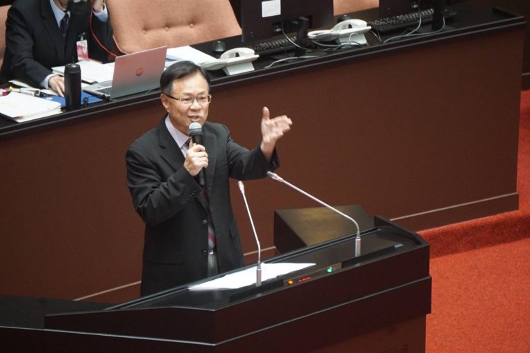 張啟楷認為，種種跡象顯得欲蓋彌彰，間接證實了王義川所說絕非誇大其辭、空穴來風。(圖／張啟楷國會辦公室提供)
