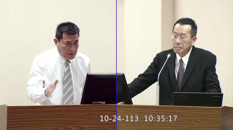 黃仁表示，他在顧立雄上任第一次備詢時，即曾針對國防部計畫在拓寬後的台9線關山路段興建戰備跑道提出質詢。(圖／黃仁國會辦公室)