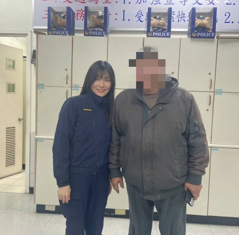 員警郭沛玟對余男的困境深感不捨，主動尋求社會福利資源，協助申請急難救助金。（記者 黃荷琇翻攝）