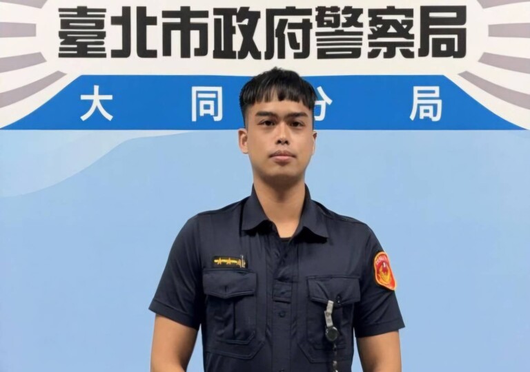 寧夏路派出所警員劉愷恩提醒民眾與旅客,搭乘大眾運輸工具時,下車前務必仔細檢查隨身物品,避免因一時疏忽而遺失重要財物。(記者 黃荷琇翻攝)