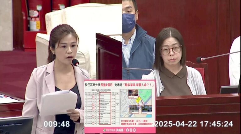 台北市議員洪婉臻（圖左）痛批北市府社宅驗收草率、管理失能，住戶安全淪為犧牲品。（記者 趙靜姸翻攝）