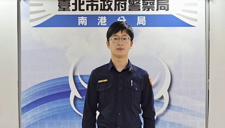 南港所所長蔡佾錩說明畫面。（記者薛秀蓮翻攝)