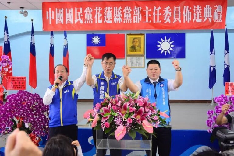 黨內互打！花蓮縣議會議長張峻今日清晨拋出震撼彈！張峻透過臉書發文，號召同志、好朋友罷免立委傅崐萁。(圖／張峻臉書)