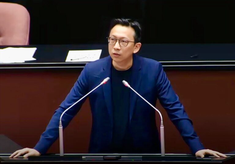 葛如鈞代表國民黨立院黨團發言指出，國防安全攸關國家存亡，是全民共識的重要課題。(圖／葛如鈞國會辦公室)