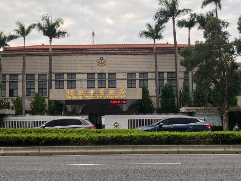 警界又爆醜聞，刑事警察局前副局長黃建榮涉討千萬債讓警政署彷彿蒙上一片陰影。(記者 包克明攝)