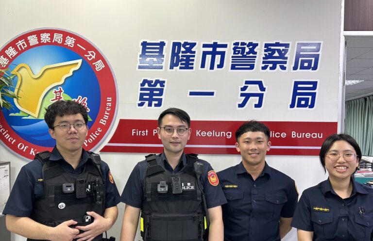第一分局南榮路派出所所長羅祐儒、警員陳衍睿、劉芯維、黃裕皓。（記者薛秀蓮翻攝)