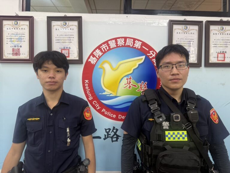 第一分局忠二路派出所警員陳誌偉、林秉學。（記者薛秀蓮翻攝)