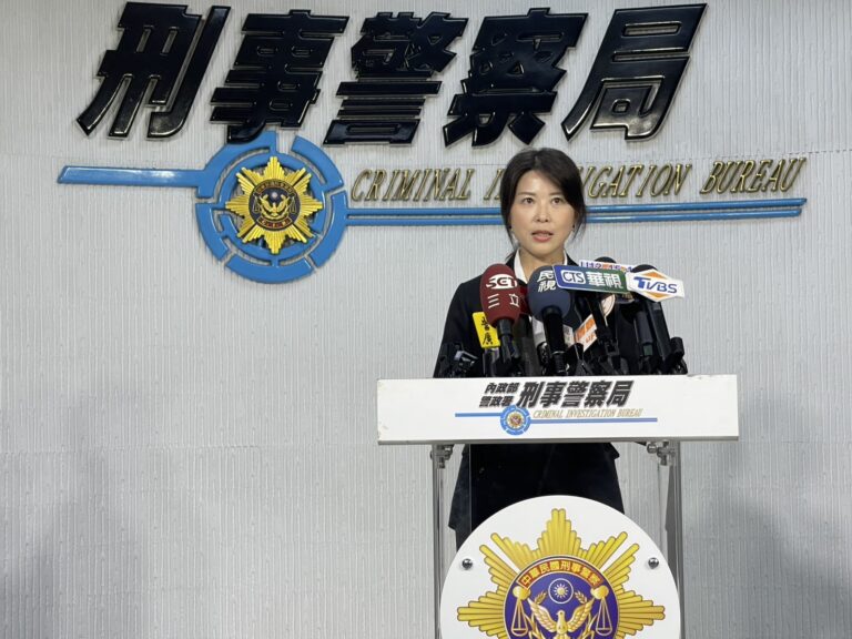 刑事局九大二隊隊長張伊君說明案情。(記者徐煜勝翻攝)
