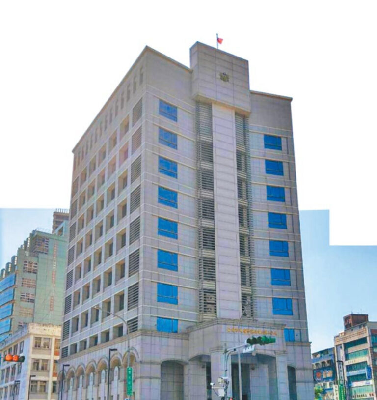 北市文山區今日驚爆砍人案，目前文山二分局警方深入追查中。（記者徐煜勝翻攝）
