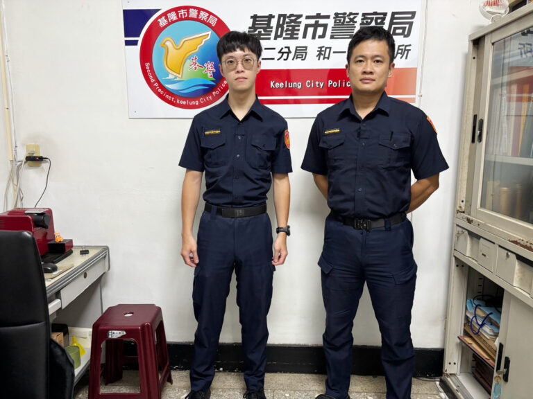 第二分局和一路派出所警員呂佳駿、鄭旭翔（左至右）。(圖/記者薛秀蓮 翻攝)