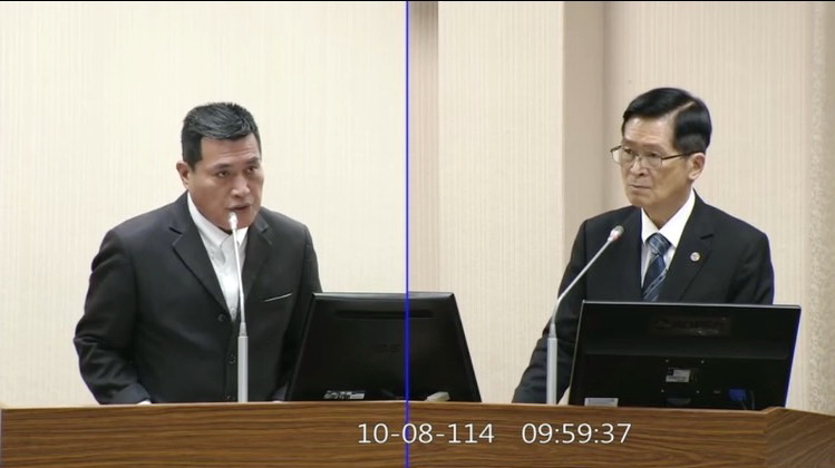 黃仁呼籲榮民就醫應比照警消醫療方案，嚴德發承諾研議修法擴大並提升榮民就醫優惠。(圖／黃仁國會辦公室)